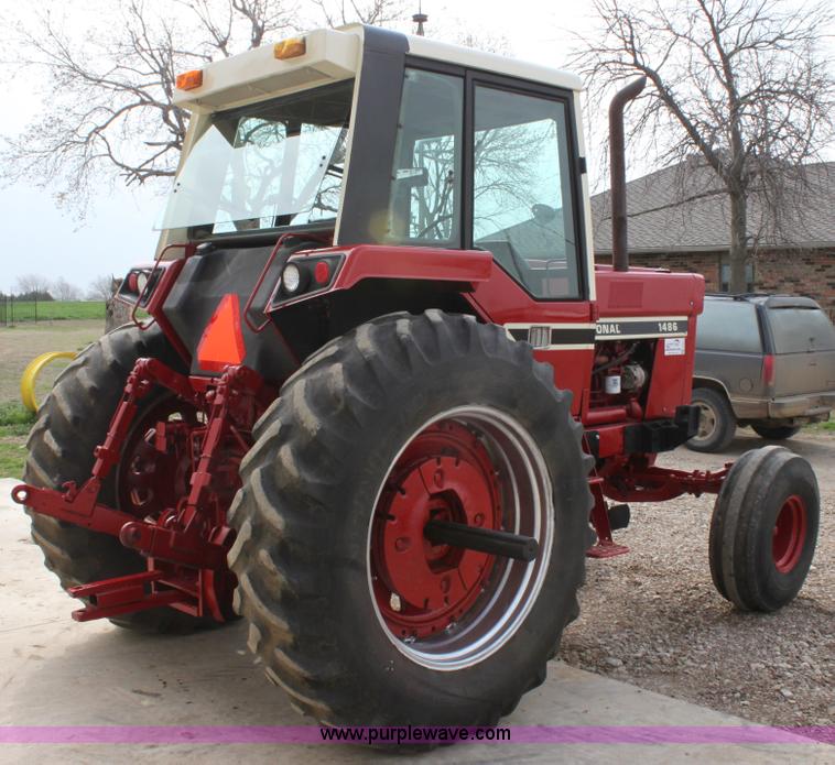 image for item F8672 1980 International 1486 tractor