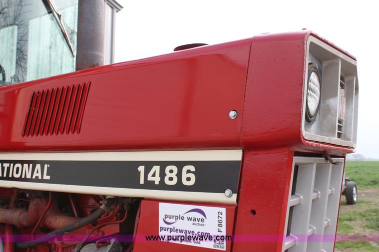 image for item F8672 1980 International 1486 tractor