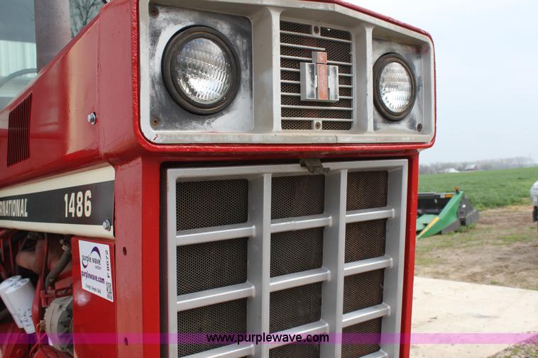 image for item F8672 1980 International 1486 tractor