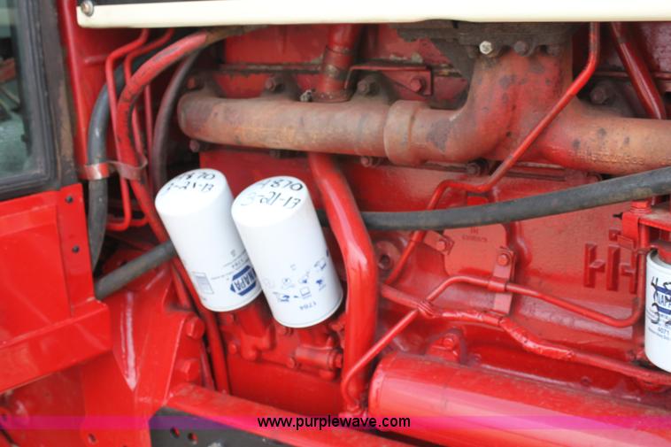 image for item F8672 1980 International 1486 tractor