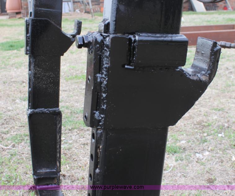 image for item F8673 Westendorf TA-46 loader