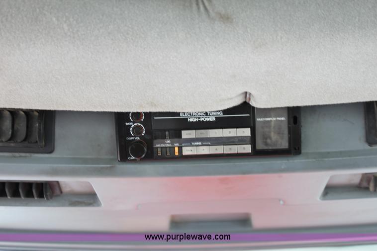 image for item F8682 Case IH 7140 MFWD tractor