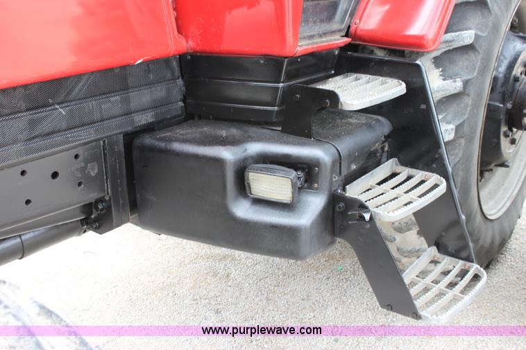 image for item F8682 Case IH 7140 MFWD tractor