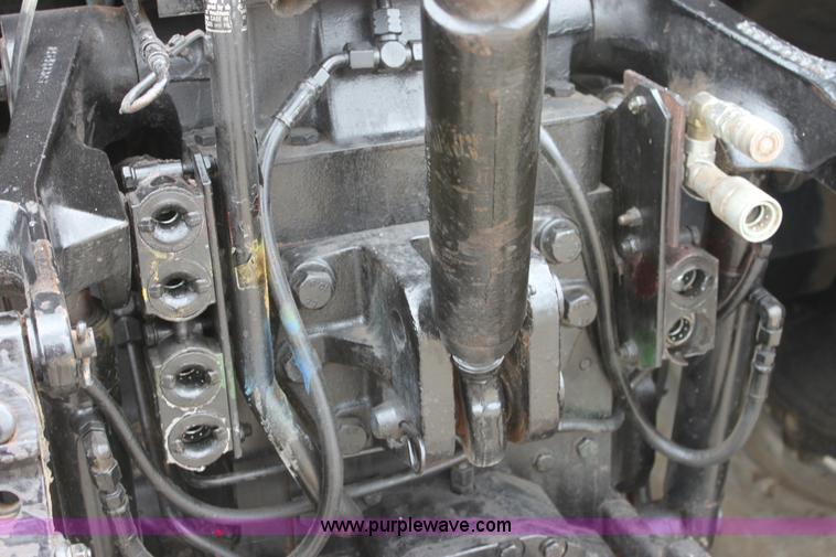 image for item F8682 Case IH 7140 MFWD tractor