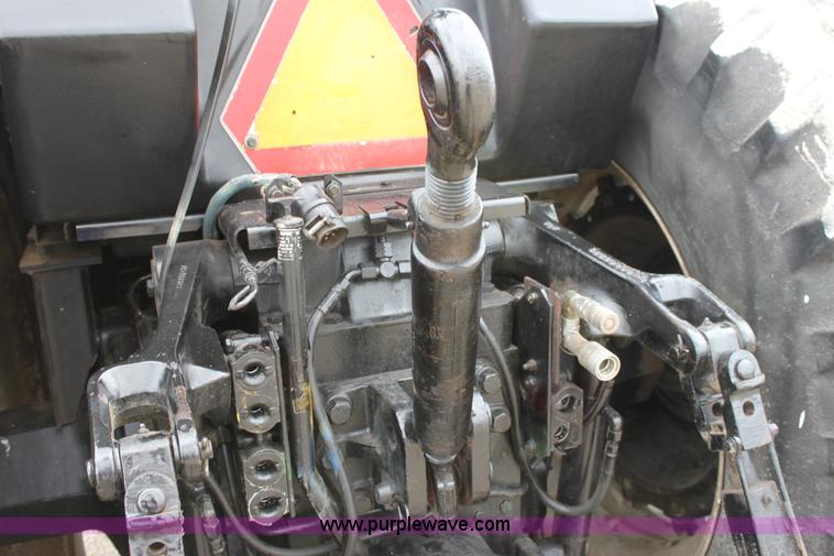 image for item F8682 Case IH 7140 MFWD tractor