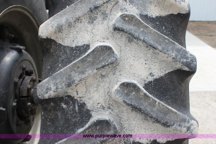 image for item F8682 Case IH 7140 MFWD tractor