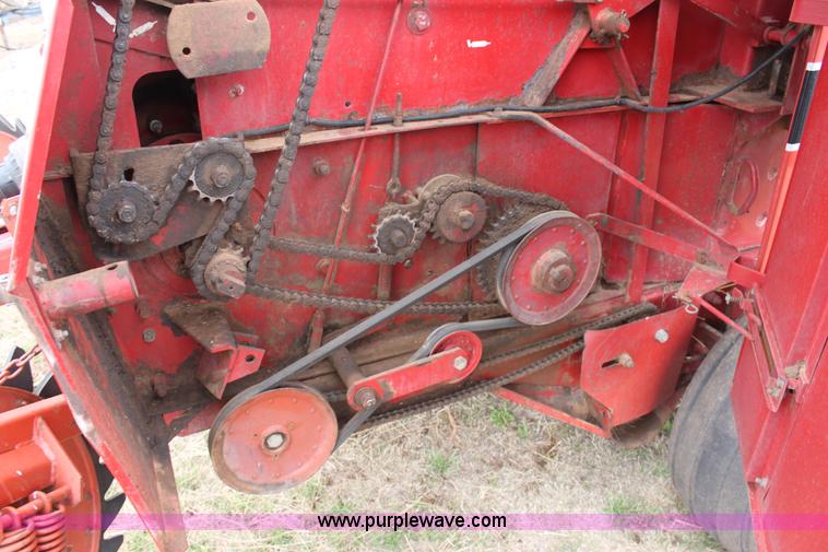 image for item F8699 Case IH 8465A baler
