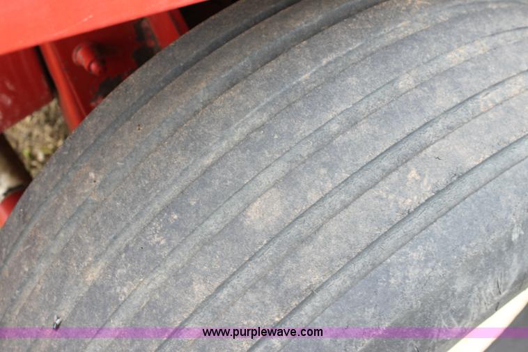 image for item F8699 Case IH 8465A baler