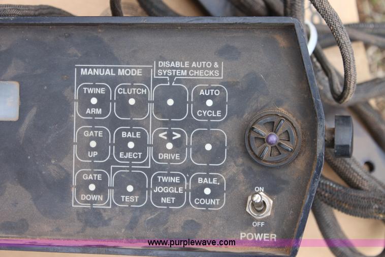 image for item F8699 Case IH 8465A baler