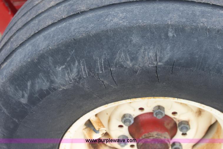 image for item F8699 Case IH 8465A baler