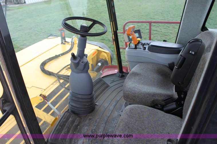 image for item F8710 2012 New Holland H8080 self-propelled swather