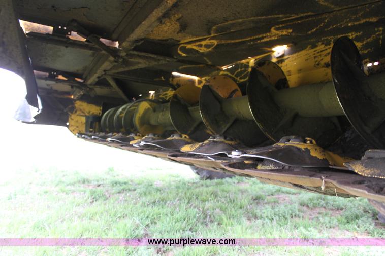 image for item F8710 2012 New Holland H8080 self-propelled swather