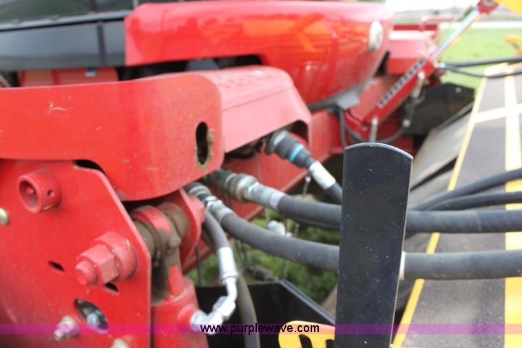 image for item F8710 2012 New Holland H8080 self-propelled swather