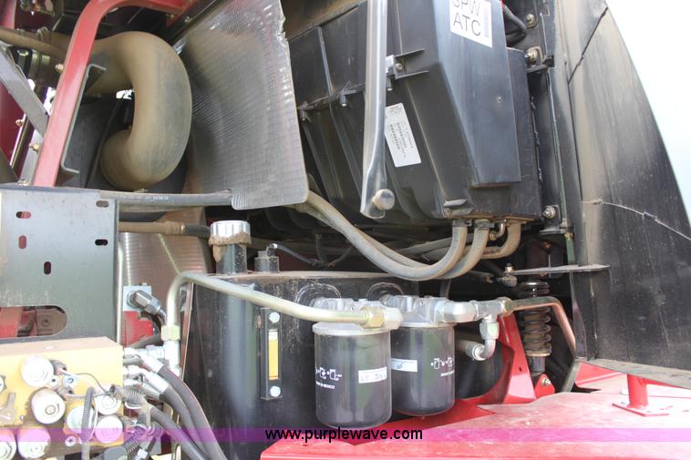 image for item F8710 2012 New Holland H8080 self-propelled swather