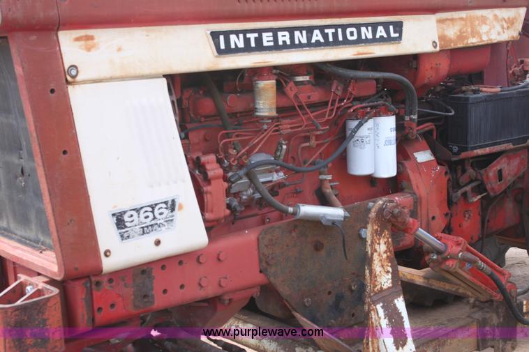 image for item F8711 International 966 tractor