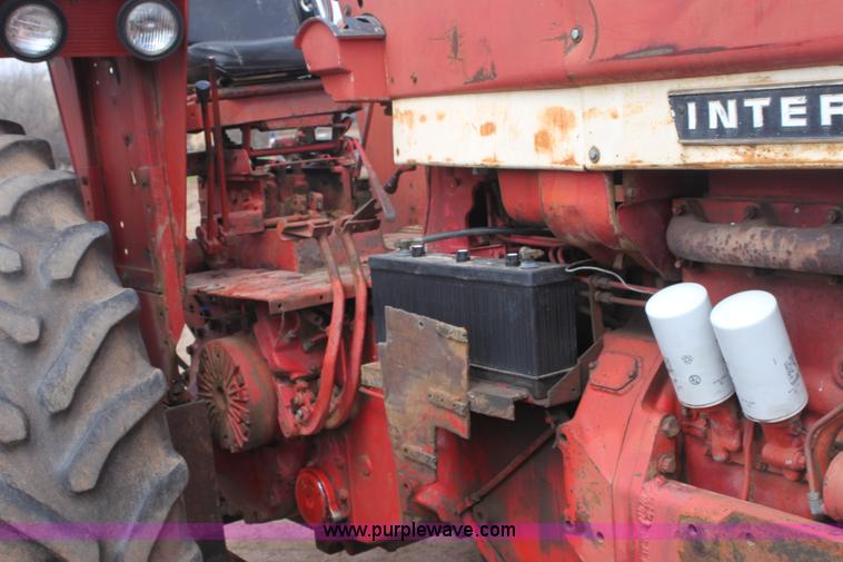 image for item F8711 International 966 tractor