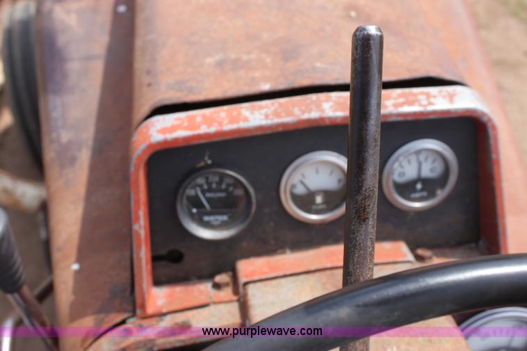 image for item F8711 International 966 tractor