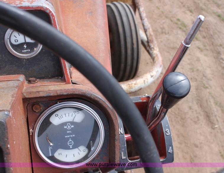 image for item F8711 International 966 tractor