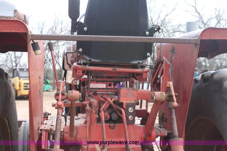 image for item F8711 International 966 tractor