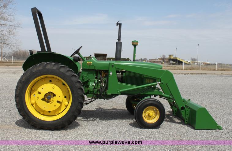 image for item F8719 1961 John Deere 3010 tractor