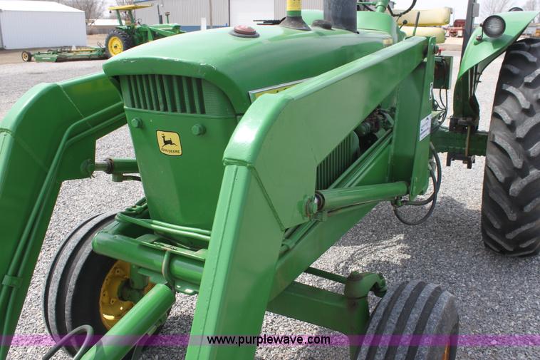 image for item F8719 1961 John Deere 3010 tractor