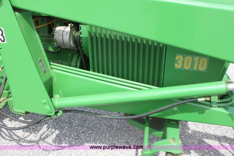 image for item F8719 1961 John Deere 3010 tractor