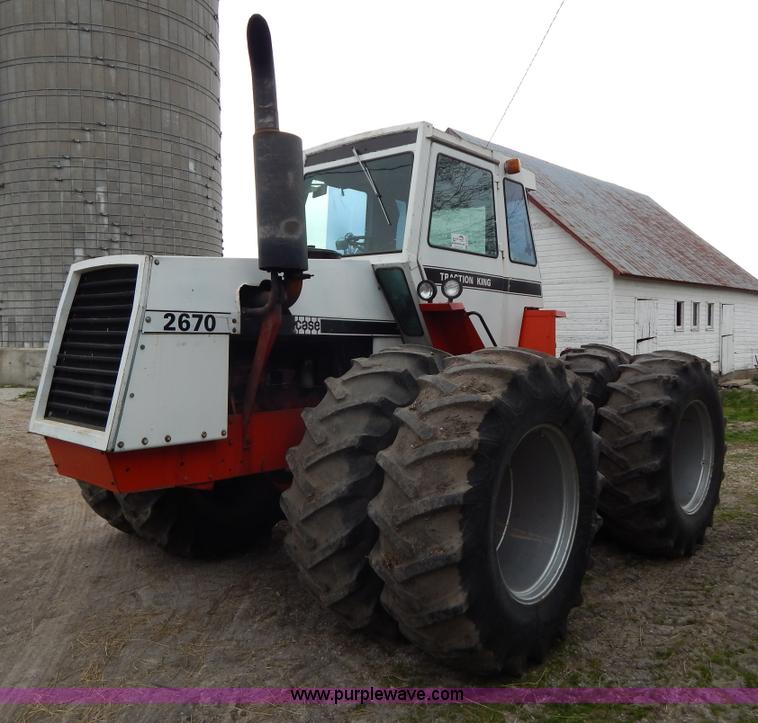 image for item G3079 1977 Case 2670 Traction King tractor