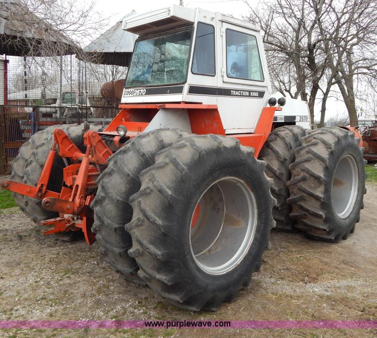 image for item G3079 1977 Case 2670 Traction King tractor