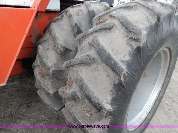 image for item G3079 1977 Case 2670 Traction King tractor