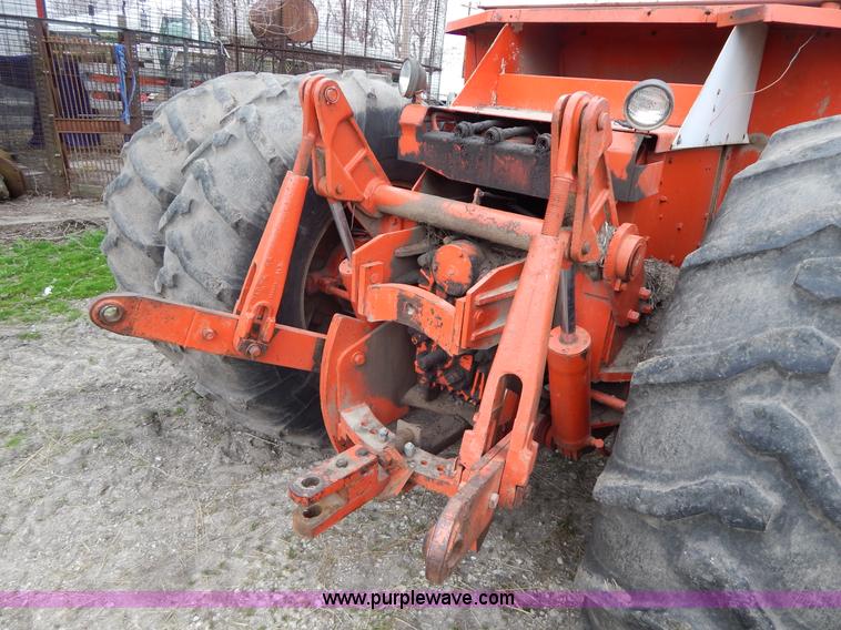 image for item G3079 1977 Case 2670 Traction King tractor