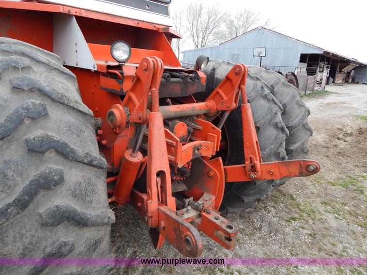 image for item G3079 1977 Case 2670 Traction King tractor