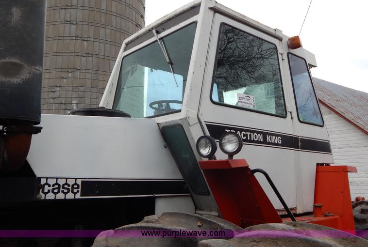 image for item G3079 1977 Case 2670 Traction King tractor