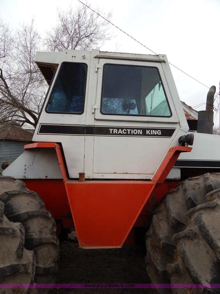 image for item G3079 1977 Case 2670 Traction King tractor