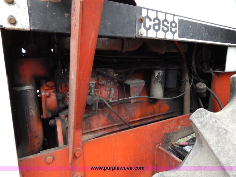 image for item G3079 1977 Case 2670 Traction King tractor