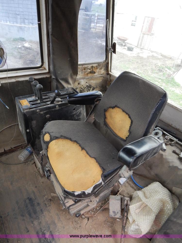 image for item G3079 1977 Case 2670 Traction King tractor