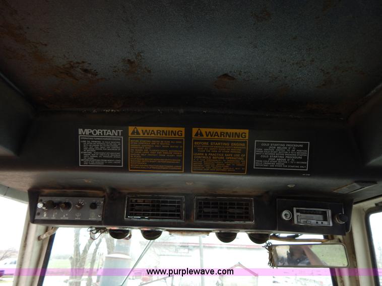 image for item G3079 1977 Case 2670 Traction King tractor