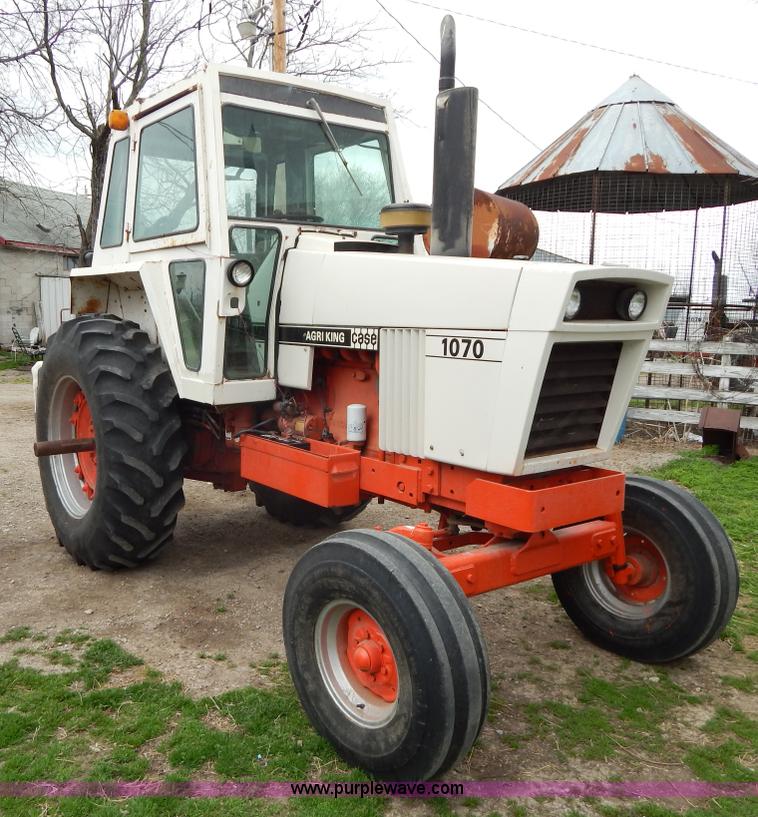 image for item G3080 1977 Case 1070 Agri King tractor