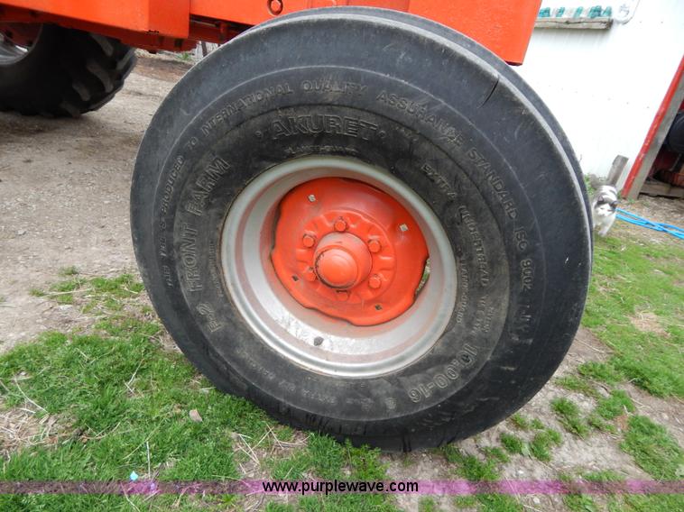 image for item G3080 1977 Case 1070 Agri King tractor