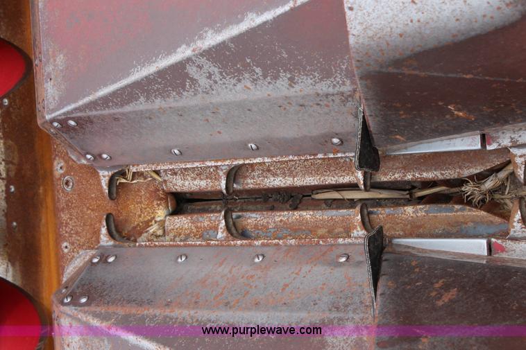 image for item G5258 Case IH 1063 corn head