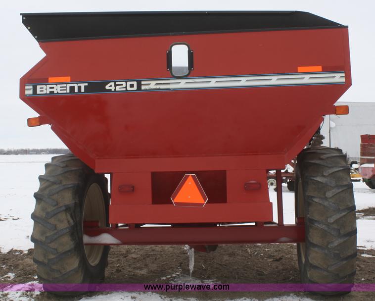 image for item G5260 2006 Brent 420 grain cart