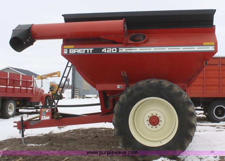 image for item G5260 2006 Brent 420 grain cart