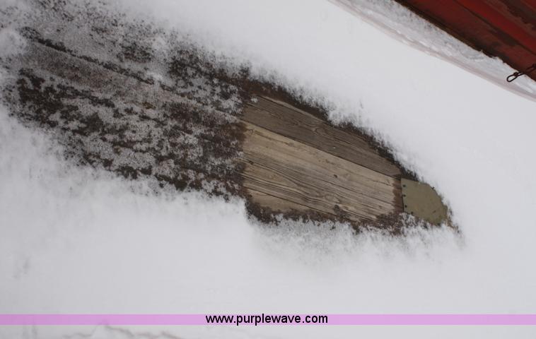 image for item G5261 1972 International FleetStar 2010 grain truck