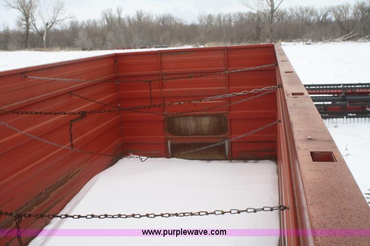 image for item G5261 1972 International FleetStar 2010 grain truck