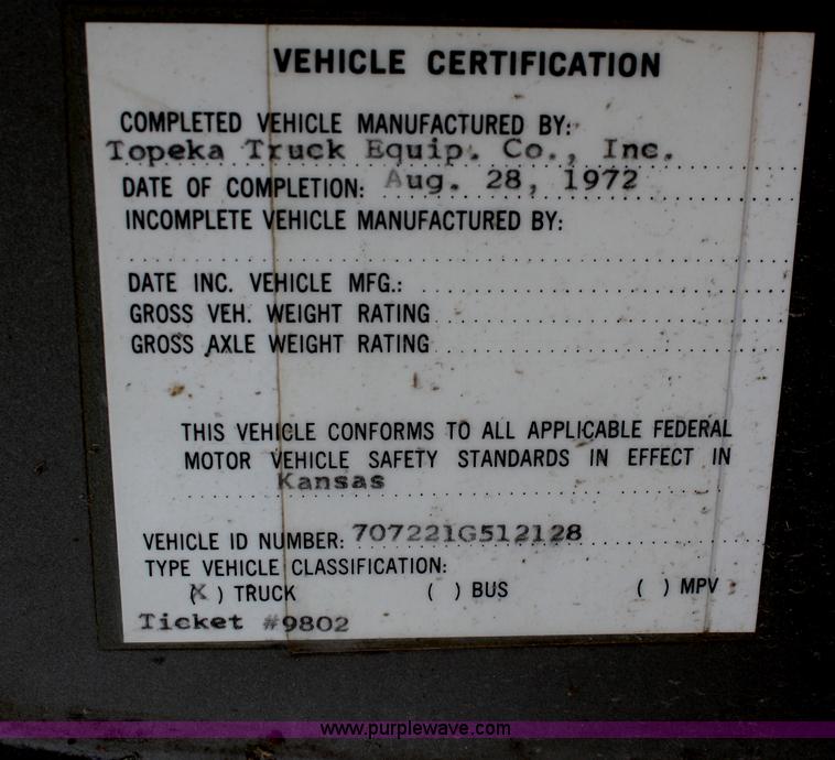 image for item G5261 1972 International FleetStar 2010 grain truck