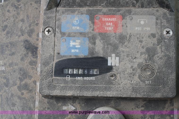 image for item G5262 1979 International 1586 tractor