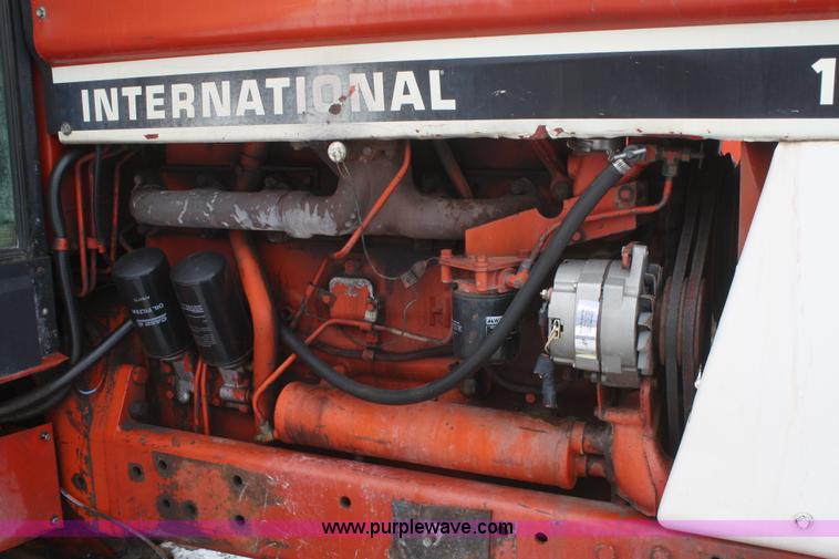 image for item G5262 1979 International 1586 tractor