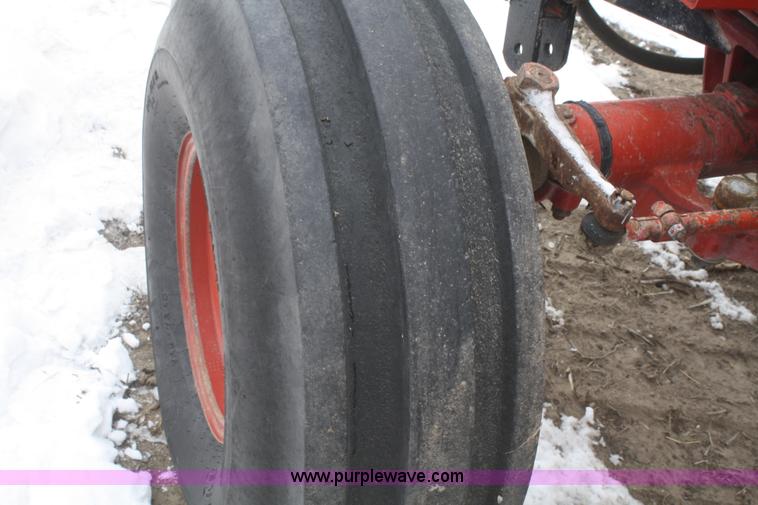 image for item G5262 1979 International 1586 tractor