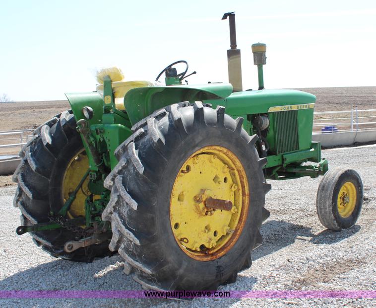image for item G5297 1967 John Deere 3020 tractor
