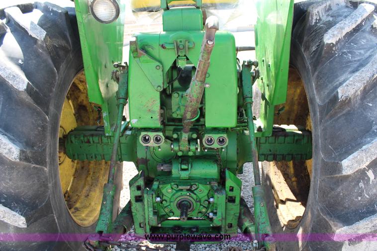 image for item G5297 1967 John Deere 3020 tractor