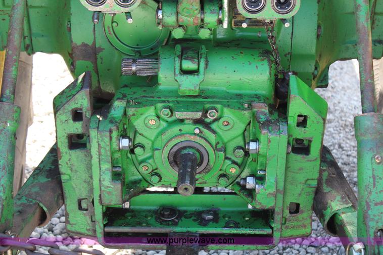 image for item G5297 1967 John Deere 3020 tractor